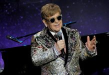 Elton John dice que "el príncipe Enrique está totalmente enamorado" "El príncipe Enrique está totalmente enamorado" de su prometida, Meghan Markle, dijo el cantante Elton John.