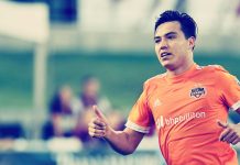 El mexicano Torres deja al Houston Dynamo de la MLS y llega a los Pumas UNAM Erick Torres dejó al Houston Dynamo de la MLS estadounidense para regresar al fútbol mexicano. (foto twitter @erickestefano15)