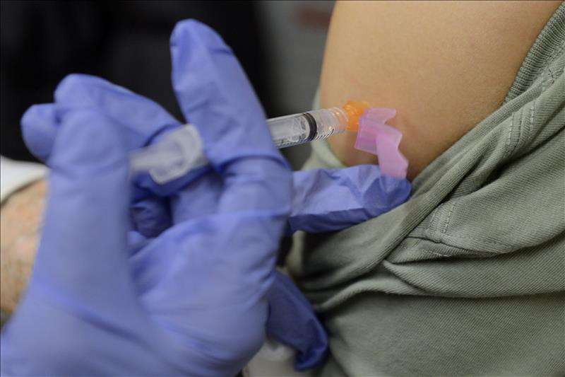 La actual vacuna ha mostrado poca efectividad contra la cepa H3N2, que es la que ha predominante.
