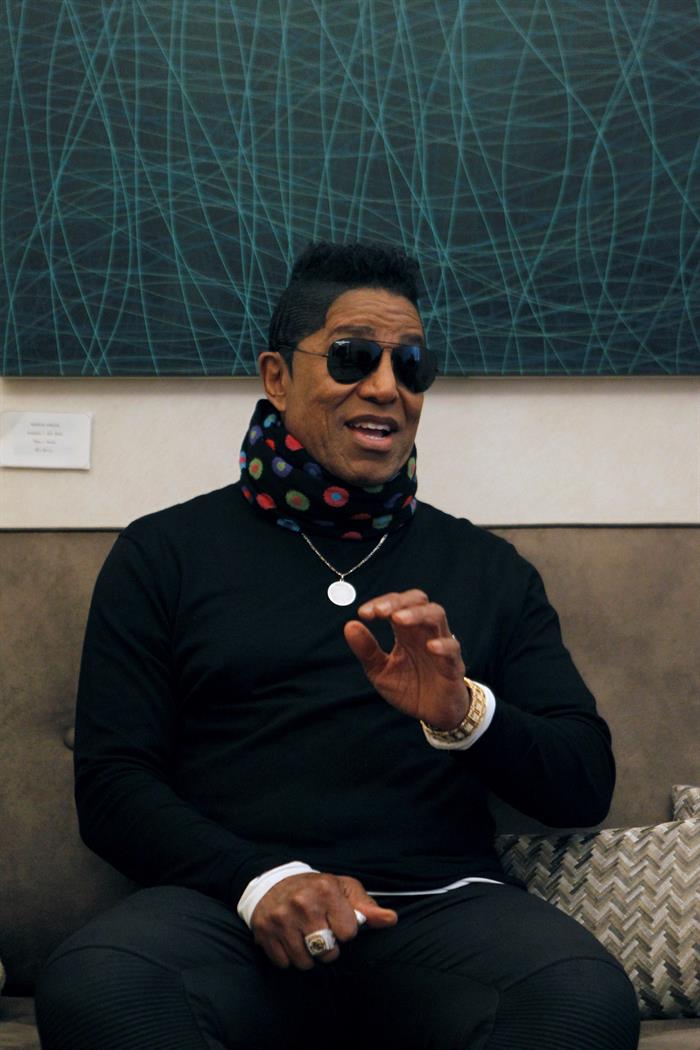 Jermaine Jackson, durante la entrevista con motivo de su visita a Espa&ntilde;a para asistir al estreno del espect&aacute;culo basado en la m&uacute;sica de su hermano Michael, "Forever".