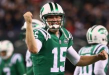 Josh McCown declaró que ha decidido continuar su carrera y que le gustaría regresar a lanzar para los Jets de Nueva York. (foto twitter)