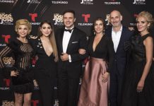 (i-d) Itatí Cantoral; Danna Paola; Alejandro De La Madrid; María Fernanda Yepes; Luis Silberwasser, Presidente de la cadena Telemundo y el canal Universo y Malillany Marín.