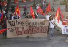 Marchan en México contra Ley de Seguridad que "fortalece el autoritarismo" Un grupo de personas participan en una manifestación en Ciudad de México contra la Ley de Seguridad Interior.