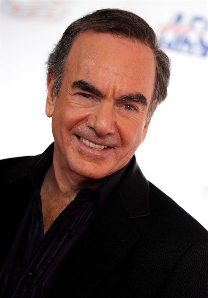 Neil Diamond a su llegada a los premios MusiCares del Año en Los Ángeles.