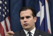 Ricardo Rosselló pide a boricuas hacer valer su peso electoral en Estados Unidos 305 escuelas cerrarán en cinco años según el plan fiscal para el periodo 2019-2022 que ha propuesto el gobernador de la isla, Ricardo Rosselló. (foto archivo)