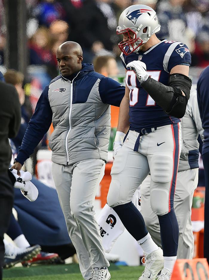 Los Patriots de Nueva Inglaterra dieron a conocer hoy la lista de lesionados previa a la disputa el pr&oacute;ximo 4 de febrero del Super Bowl LII ante los Eagles de Filadelfia y en la misma aparece el estelar ala cerrada Rob Gronkowski con una conmoci&oacute;n cerebral.