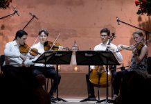Erik Schumann (violín), Ken Schumann (violín), Mark Schumann (violonchelo) y Liisa Randalau (viola), integrantes del Cuarteto Schumann de Alemania.