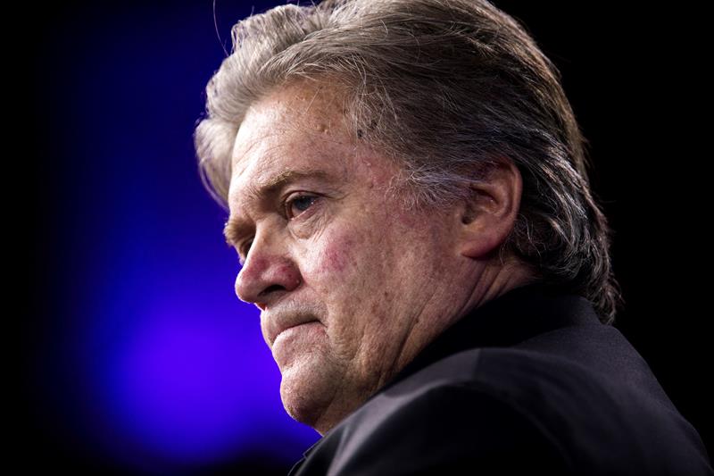 Donald Trump, acusó hoy a su exasesor Steve Bannon de haber "perdido la cabeza" y dijo que no tiene "nada que ver" con su Presidencia.