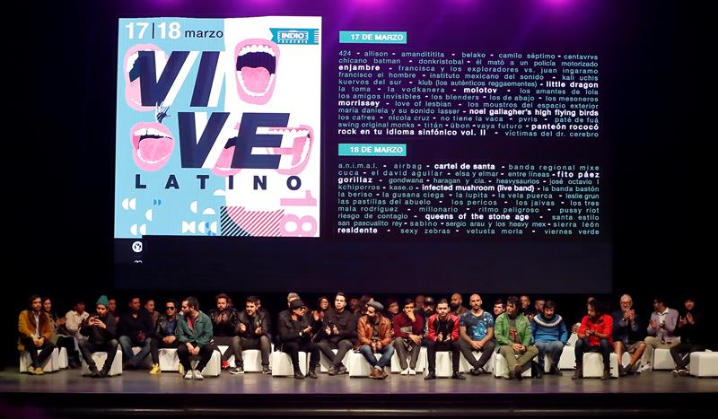 Algunos de los artistas que participar&aacute;n en el Festival Vive Latino hablan con la prensa durante una conferencia en Ciudad de M&eacute;xico donde fue presentado el cartel que se celebrar&aacute; el 17 y 18 de marzo con la actuaci&oacute;n de 84 bandas musicales de 18 pa&iacute;ses. 
