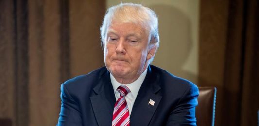 Uno de los abogados de Donald Trump ha reconocido el pago de 130.000 dólares a la actriz porno Stormy Daniels.