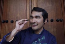 Chef mexicano ofrece cata de insectos "a ciegas" para romper tabú del sabor Chef mexicano Irad Santacruz.