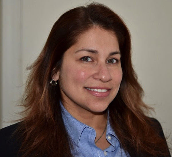 Jasmine Salazar, una trabajadora social de padres colombianos, es nombrada como la primera vicecanciller mujer e hispana en la historia de la di&oacute;cesis.&nbsp;