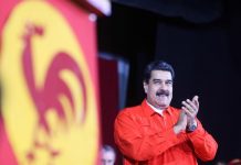 Nicolás Maduro formaliza ante ente electoral su candidatura a reelección en Venezuela Fotografía cedida por Prensa del palacio de Miraflores, del presidente venezolano, Nicolás Maduro,