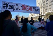 Unos 900 amparados por DACA prestan servicio en las filas estadounidenses.