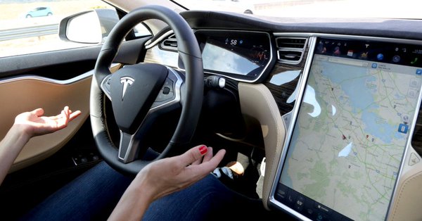 autos Los coches autónomos eléctricos podrían reducir el coste del transporte urbano por kilómetro en un 40 % en las ciudades a medida que aumenten los viajes con este tipo de vehículos.