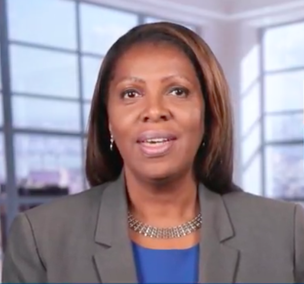 En enero la Defensora P&uacute;blica de la Ciudad, Hon. Letitia James fue frontal y directa criticando al Alcalde por defender a Shola Otaloye, principal de NYCHA por &ldquo;mentir no una si no dos veces&rdquo; en los testimonios falsos sobre pintura de plomo de los inspectores de su agencia que bajo juramento rindi&oacute; ante el Concejo de la Ciudad.