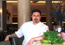 Chef Luis Jaramillo, pionero en Manhattan El Chef Luis Jaramillo recrea los matices, aromas y sabores con los cuales creció para dejarlos impregnados en la memoria y en el corazón de quien los prueba en Fifty.