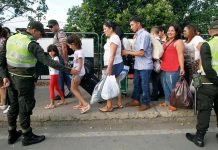 Estados Unidos aporta 2,5 millones de dólares para refugiados venezolanos en Colombia