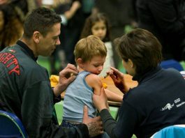 La temporada de gripe, una "epidemia" considerada la más dura de la última década, ha causado ya la muerte de 114 niños en todo el país