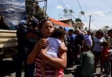 na coalición de organizaciones comunitarias y puertorriqueños afectados por el huracán María anunciaron hoy que protestarán en Washington el 20 de marzo, al cumplirse seis meses de la catástrofe, para exigir ayuda para familias en la isla y las que se vieron forzadas a emigrar