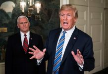 Trump firma presupuesto y advierte que no volverá a rubricar una ley así El presidente estadounidense, Donald J. Trump (d)