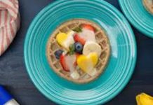 Recetas para tu desayuno de Pascua Waffles y Fruta