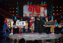 La noche de ayer, durante la transmisión de “Pequeños Gigantes, Yuridia recibió Disco de Oro y Disco de Platino.