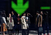 El Gobierno estadounidense impondrá aranceles del 25 % a determinados productos chinos con "tecnología industrial significativa" como parte de sus acciones para combatir el robo de propiedad intelectual