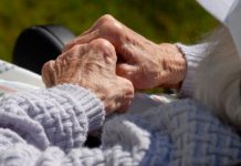 Disfunción cognitiva postoperatoria (DCP), un trastorno poco conocido que afecta a un número considerable de adultos mayores después de la cirugía.