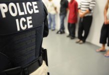 Derechos y protecciones contra deportación por ICE en Nueva York Los agentes de ICE han aparecido en los juzgados de la Ciudad de Nueva York y han detenido a inmigrantes que han afrontado procesos ante la justicia.