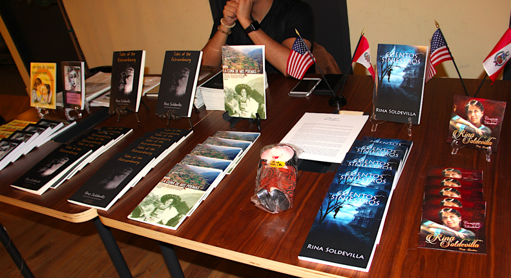 Libros de Rina Soldevilla Foto de XHA