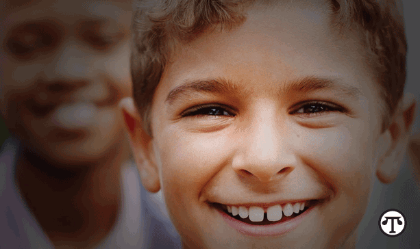 Puede que muchos padres se sorprendan al enterarse que solo dos ausencias al mes pueden dañar seriamente el progreso académico de su hijo.