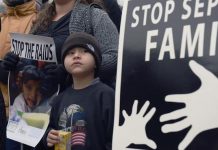 Activistas denuncian el drama de la separación familiar en la frontera Un artículo publicado en el diario The New York Times detalla que más de 700 niños han sido separados de los adultos al llegar a la línea fronteriza entre ambos países desde octubre de 2017, de los cuales al menos 100 son menores de 4 años.