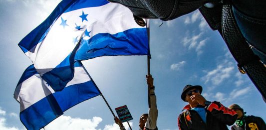El Gobierno anunció hoy el fin del Estatus de Protección Temporal (TPS) para Honduras y dio un margen de 18 meses a sus 55.000 beneficiarios