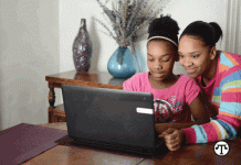 La conexión es esencial Actualmente más estudiantes jóvenes pueden tener acceso a internet en el hogar y obtener la educación digital que los trabajadores de hoy necesitan.