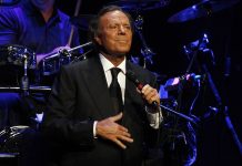 El cantante español Julio Iglesias