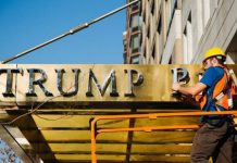 Una jueza de Nueva York dictaminó hoy que los vecinos de un edificio que lleva el nombre del presidente Donald Trump tienen derecho a retirarlo de la fachada si así lo consideran oportuno.