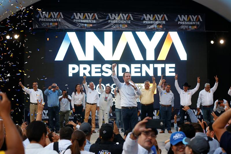 Un hombre falleci&oacute; y otras tres personas resultaron heridas en un ataque cometido contra el equipo de campa&ntilde;a de un candidato a diputado local en el centro de M&eacute;xico, inform&oacute; hoy el Partido Acci&oacute;n Nacional (PAN).
