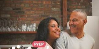 ¡listos!" es la más reciente de una serie de campañas de salud sexual con una visión positiva sobre el sexo que alienta a los latinos a considerar el uso de profilaxis previa a la exposición (PrEP).