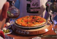 Participantes de 5 países compiten en Argentina por la mejor pizza del país Cerca de 90 participantes de 5 países compitieron hoy por el puesto de la mejor pizza del país