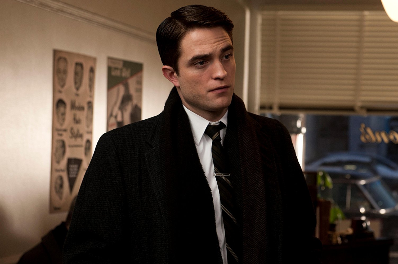 Pattinson, que alcanzó el estrellato en todo el mundo por la saga "Twilight", encabeza la lista de fichajes.