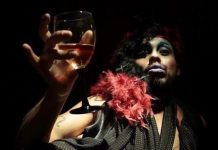 “Bizarre Cabaret”, actuación de Jei Osorio en LATEA