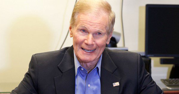 Bill Nelson El senador demócrata Bill Nelson, que busca la reelección, presentó hoy una demanda en una corte federal que busca ampliar el plazo del recuento de votos