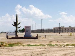 Denuncian "infierno" de centro de detención de inmigrantes en Arizona Centro de Detenciones de Eloy, en Arizona