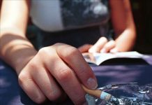 Suben en Nueva York precio de paquete de cigarrillos, el más caro de todo EEUU El aumento de precio es parte de la legislación histórica sobre el tabaco del alcalde de Blasio, que tiene como objetivo reducir en 160 000 la cantidad de fumadores en la ciudad de Nueva York para 2020.