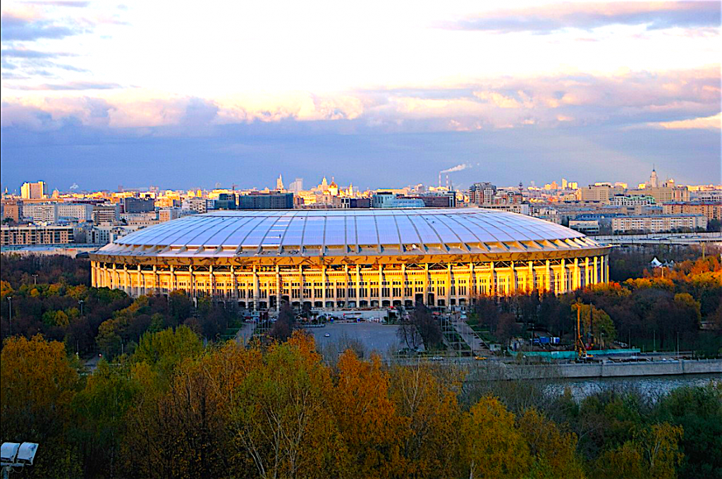 Con capacidad para 81.000 espectadores, este es el estadio m&aacute;s grande de Rusia y se encuentra en Mosc&uacute;, capital de la naci&oacute;n.
