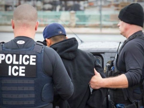 Más de la mitad de los indocumentados que murieron bajo custodia de las autoridades migratorias de EEUU en los últimos meses lo hicieron por falta de atención médica, reveló hoy un informe de Human Rights Watch (HRW) y otras organizaciones de derechos humanos.