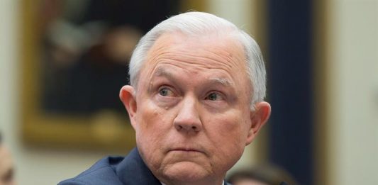 El fiscal general Jeff Sessions.