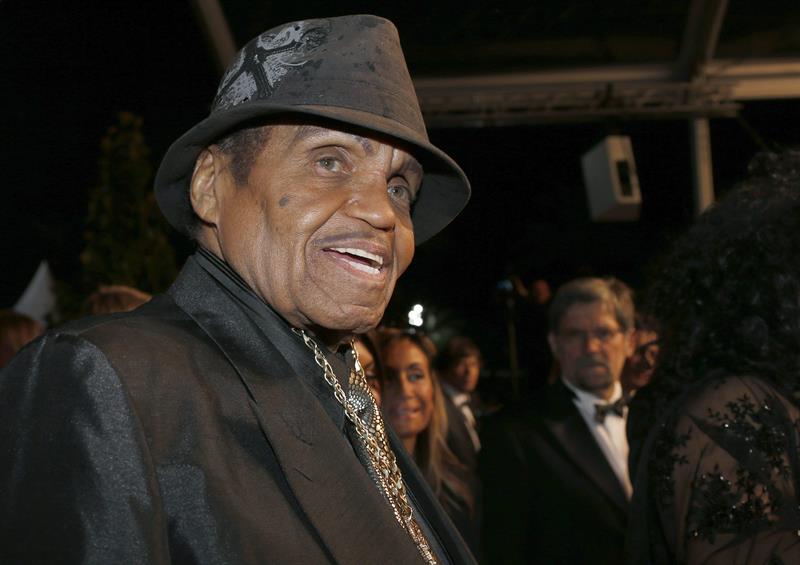 Fotografía de archivo del 24 de mayo de 2013 que muestra a Joe Jackson, padre de Michael Jackson
