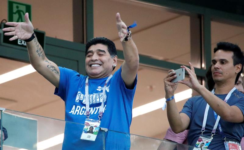 El exfutbolista argentino Diego Maradona.